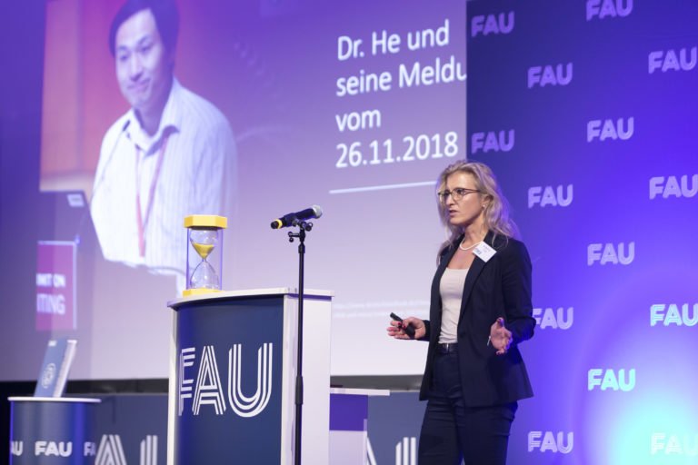 Prof. Dr. Eva Helene Odzuck mit dem Habilitationspreis der FAU ausgezeichnet