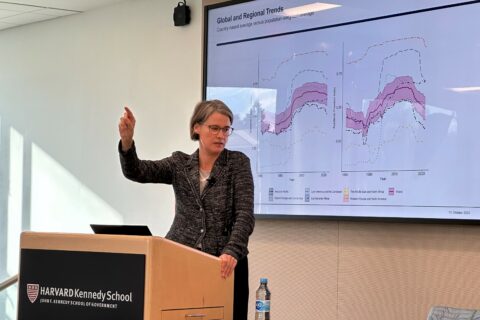 Zum Artikel "Gastvortrag in Harvard-Seminarreihe zu globalen Herausforderungen für die Demokratie"