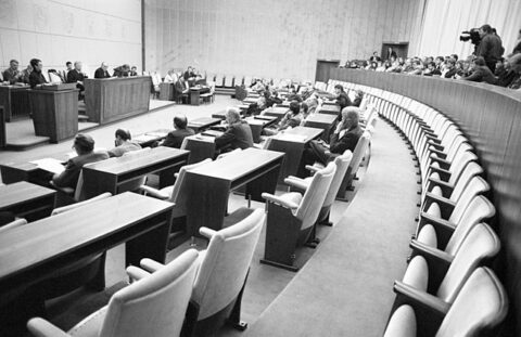Zum Artikel "Gastvortrag „Regieren in der Verflechtungszone: Die Ministerpräsidentenkonferenz in der Geschichte der Bundesrepublik“"