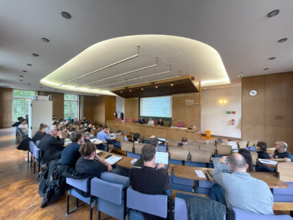 Innenraum des Senatsaals im Kollegienhaus