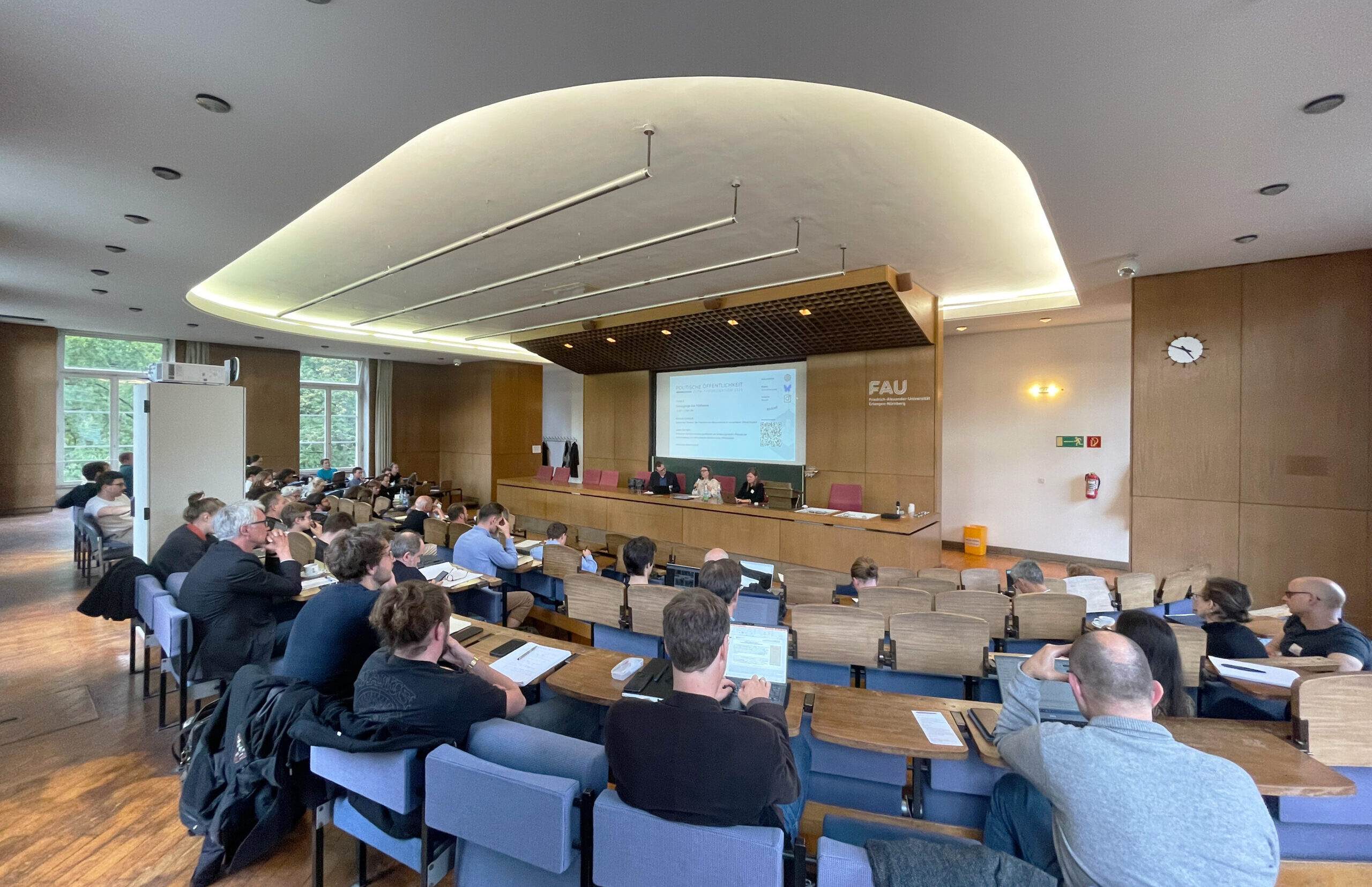 Innenraum des Senatsaals im Kollegienhaus