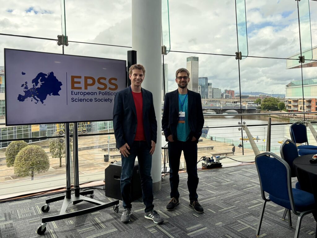 Simon Primus und Lars Lott auf der EPSS Konferenz
